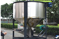 立式塑料顆粒攪拌機應用說明